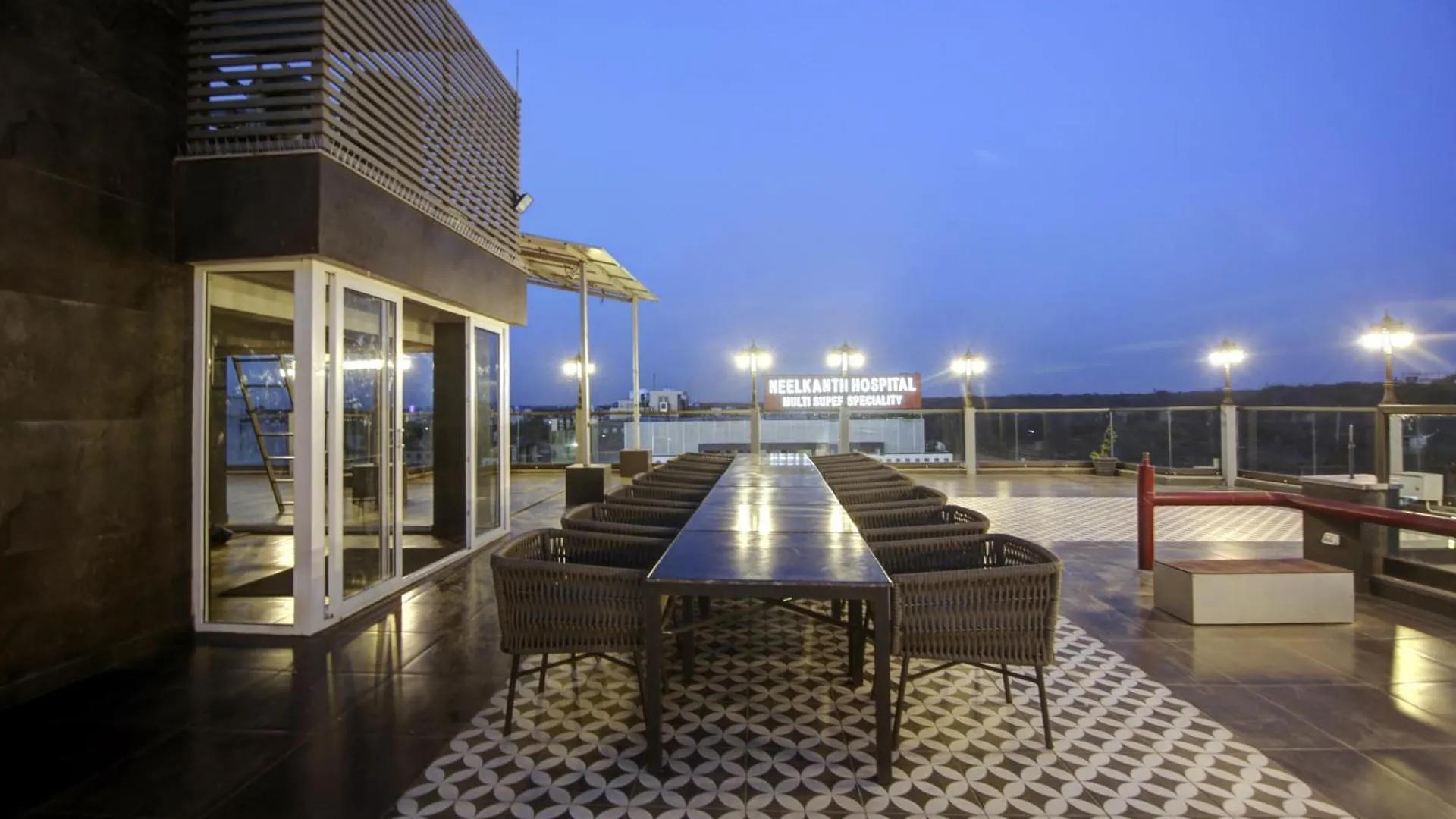 Stepstones Hotels And Inn-Dlf Phase 3 Gurgaon 4*,