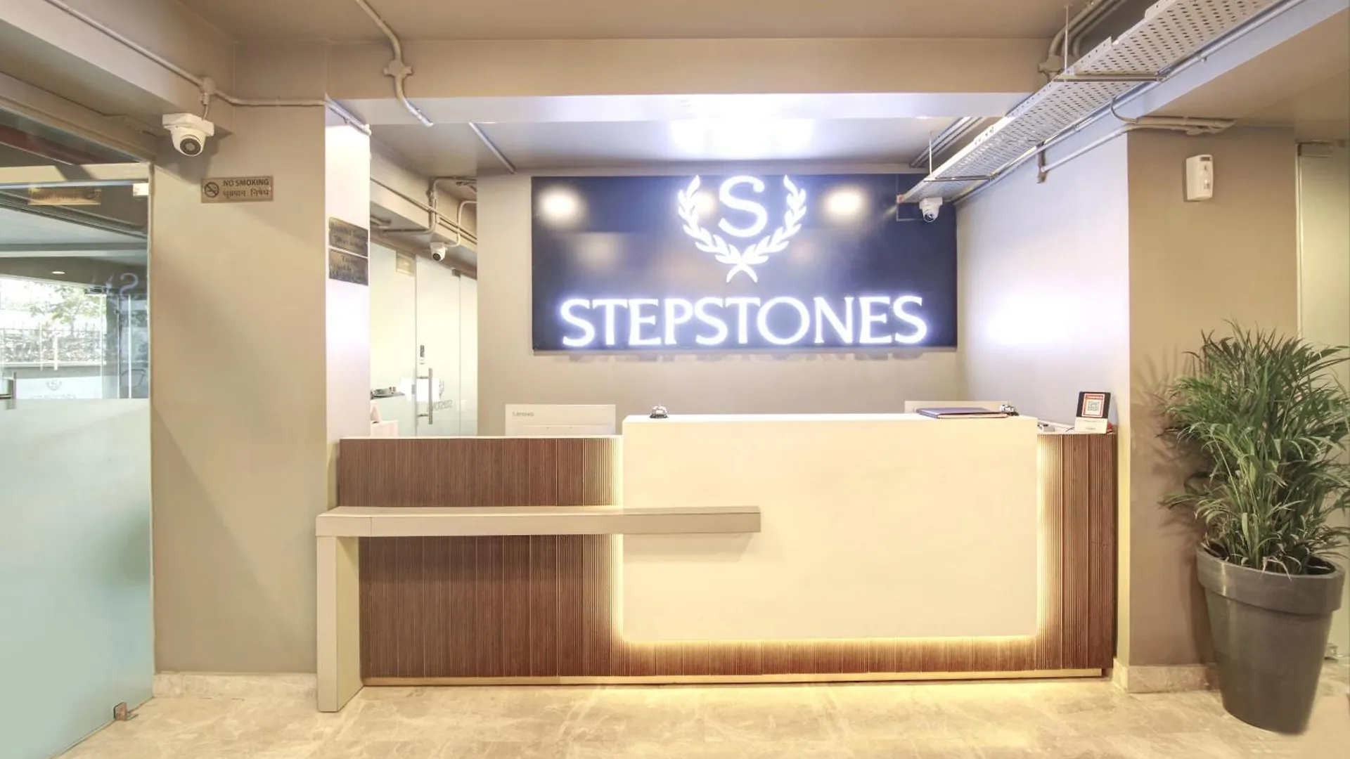Stepstones Hotels And Inn-Dlf Phase 3 Gurgaon Indie